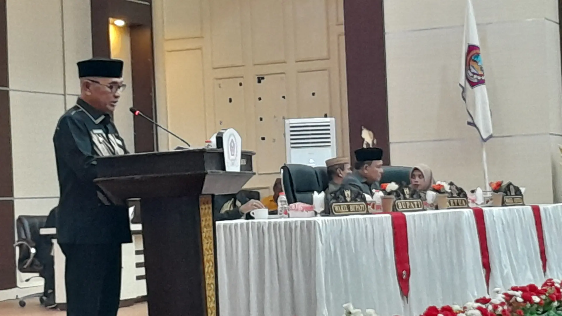 RAPAT PARIPURNA DPRD POHUWATO