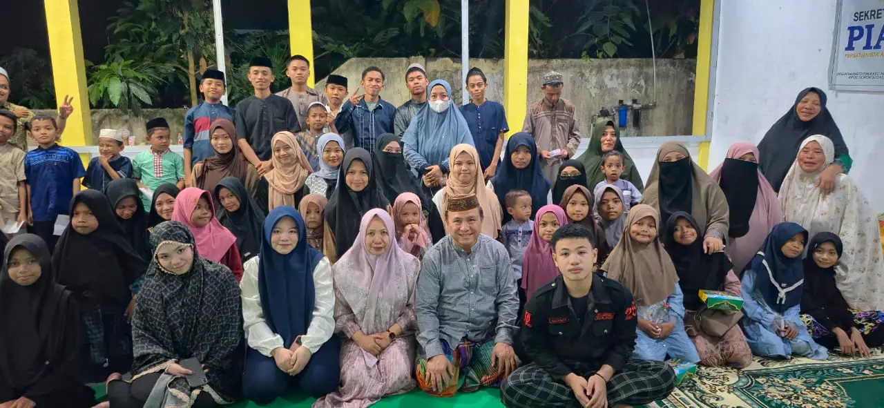 Buka Puasa Bersama Anak Yatim, Beni Nento Berbagi Kebahagiaan dan Santunan